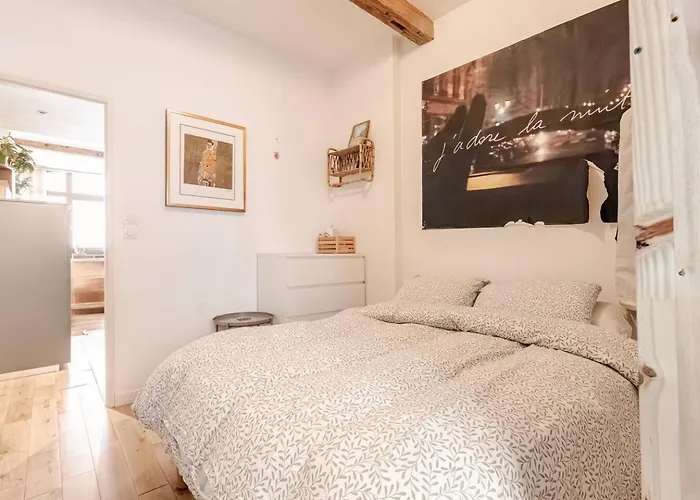 De Charme Aux Carmes *