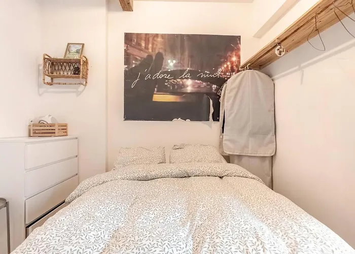 De Charme Aux Carmes 公寓