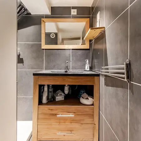 De Charme Aux Carmes