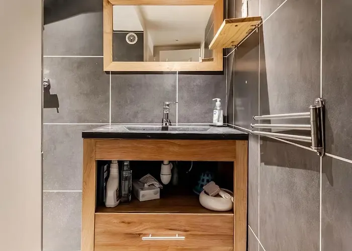 De Charme Aux Carmes